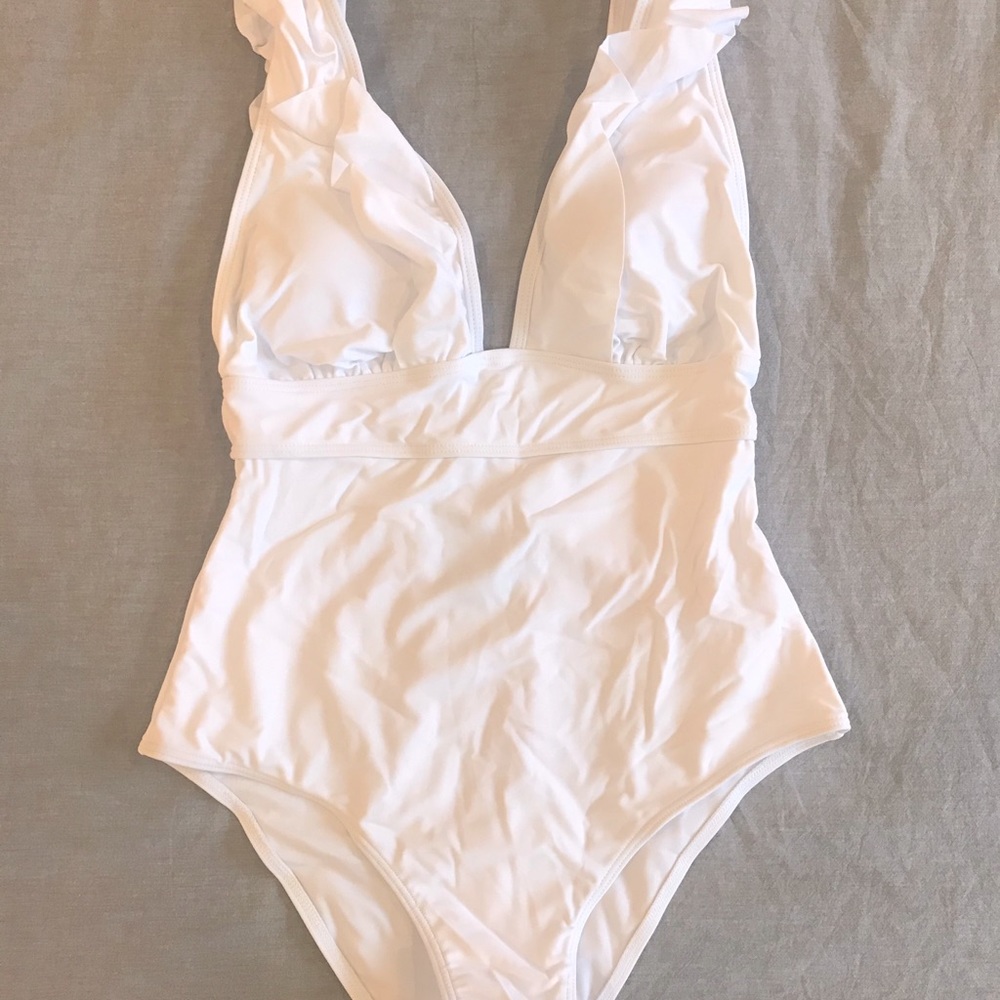 Shein ruffle v-neck one piece swim suit